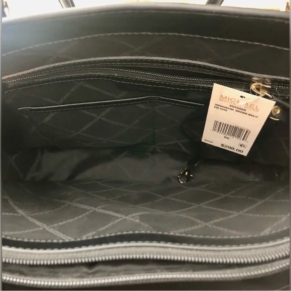 Michael Kors Signature Voyager East West Tote In Multi Black & Brown Giraffe NWT - Picture 9 of 16